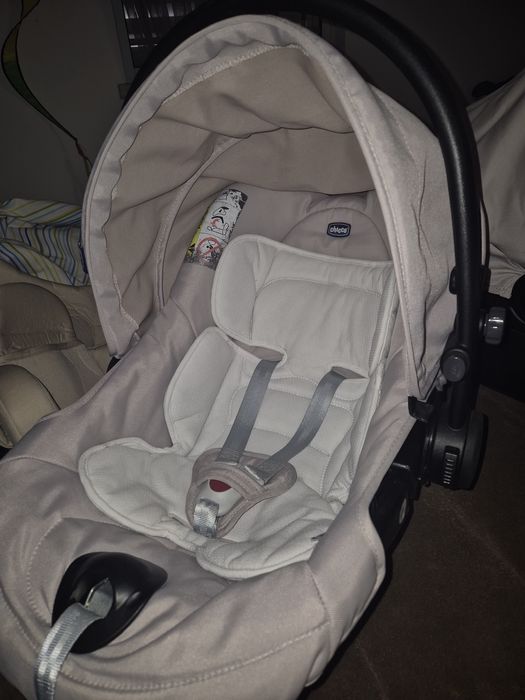 Carrinho de bebé Trio Sprint,  CHICCO bege claro liso