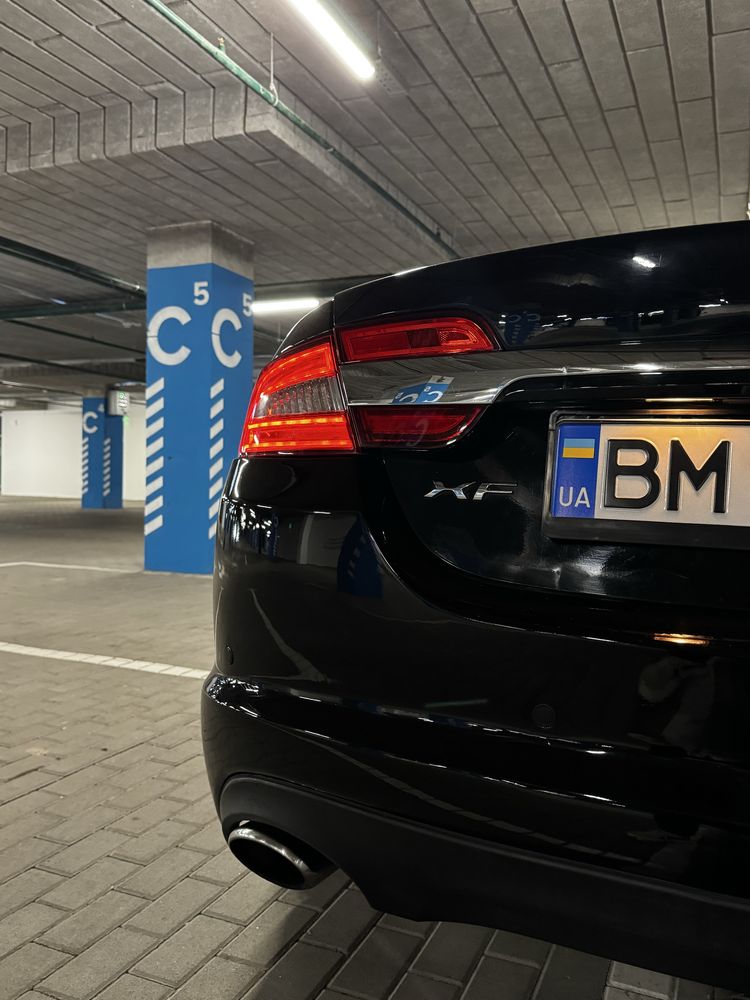 Найтильніший JAGUAR XF 2012 року 3.0 бенз