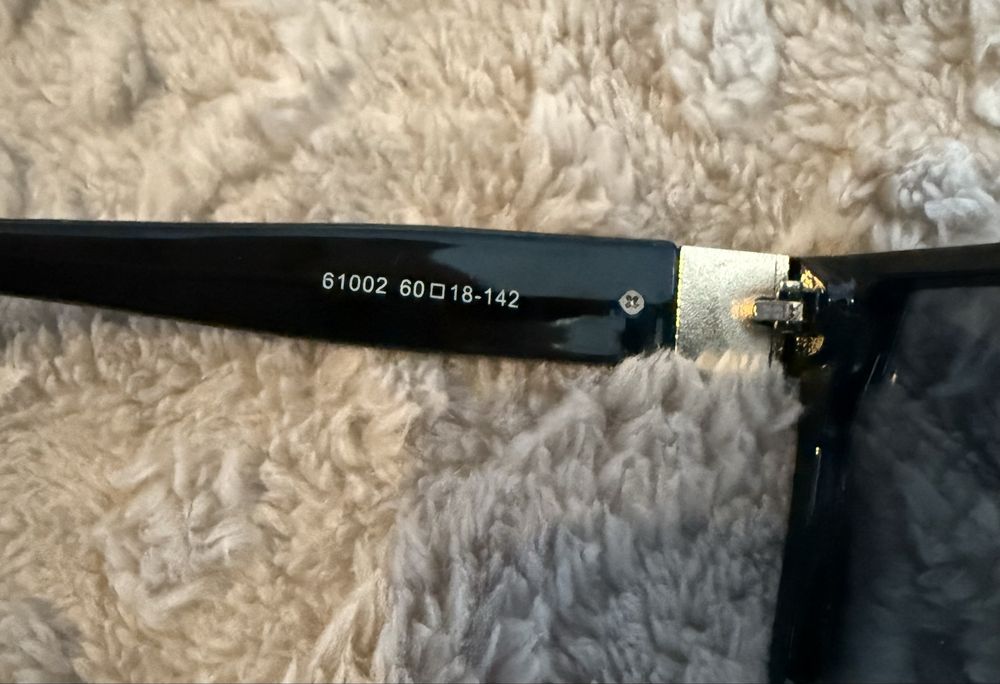 Okulary przeciwsłoneczne LV z monogramem damskie  lub męskie