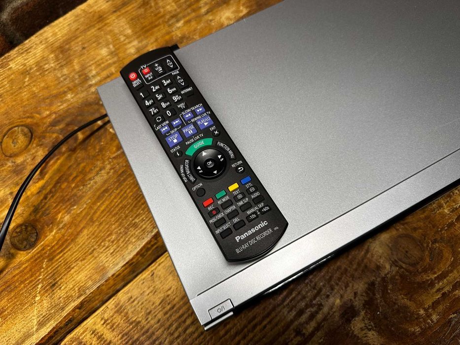 Nagrywarka Panasonic DMR-BWT 745