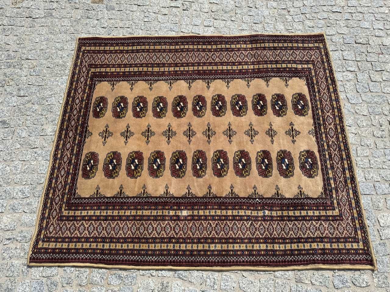 Dywan dywanik kaszmirowy Pakistan Buchara ART DECO 147x127 gal. 4 tyś