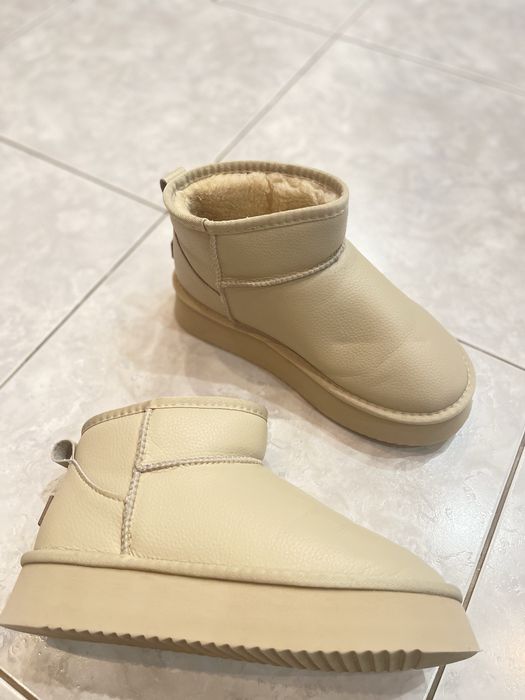 Уггі шкіряні жіночі