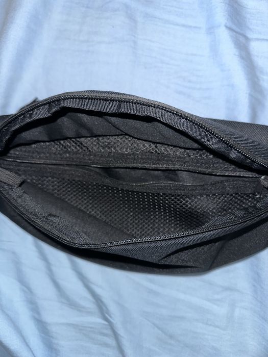 Bolsa poochete Nike nova