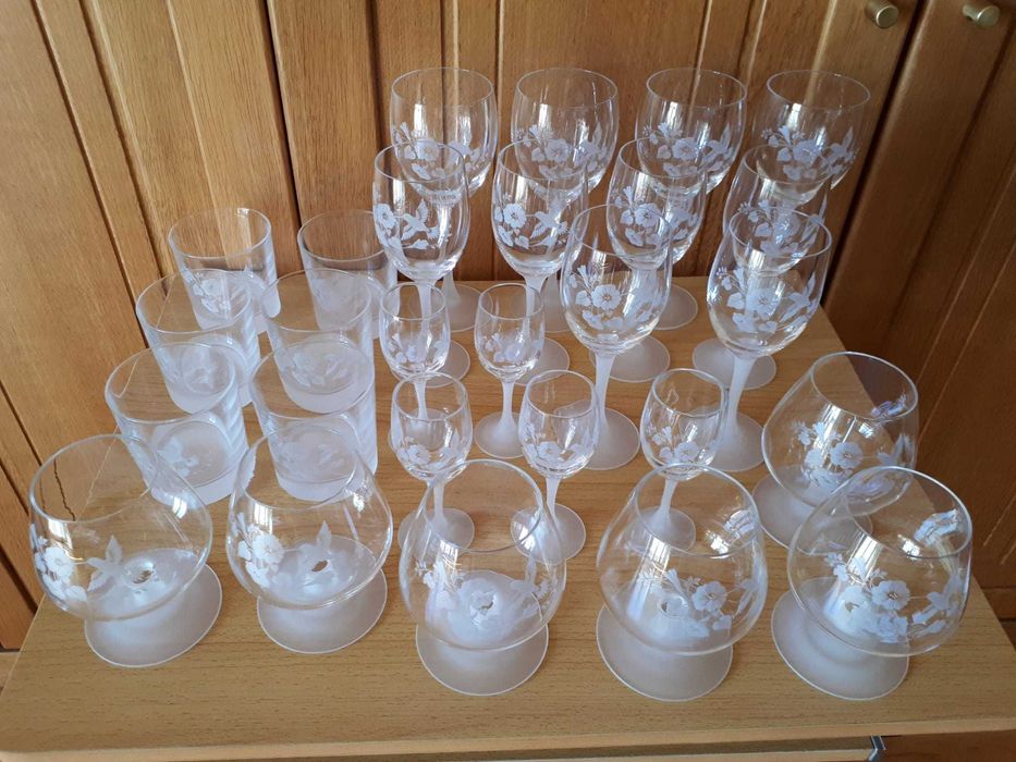 Conjunto copos de cristal
