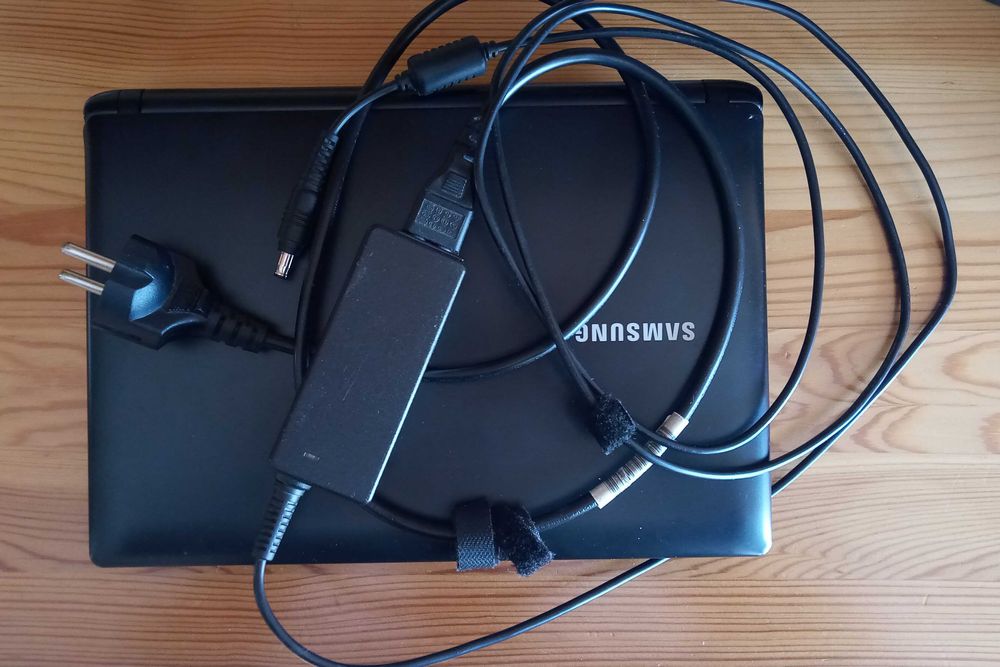 Netbook Samsung NP-N102S-B01PL Win7S
