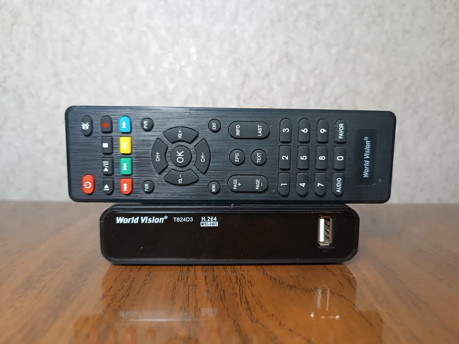 Робочий Т2 тюнер, T2 приставка, цифровий приймач World Vision T624D3
