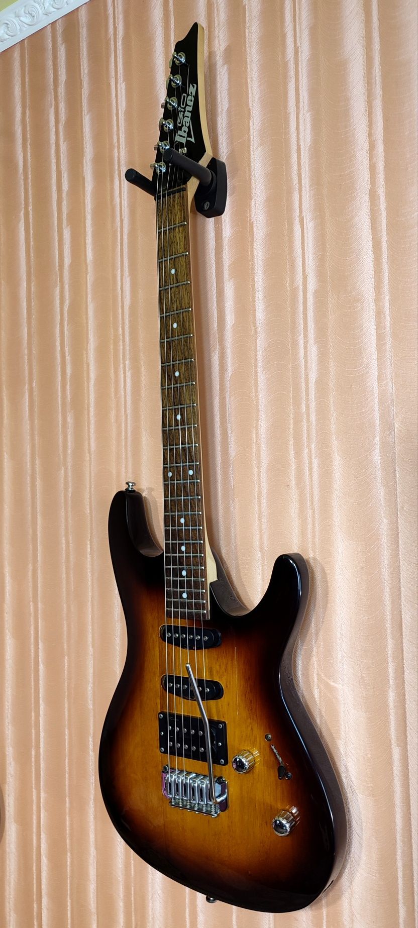 Ibanez GIO GSA 60 (Sunburst) - Электрогитара суперстрат/Електрогітара