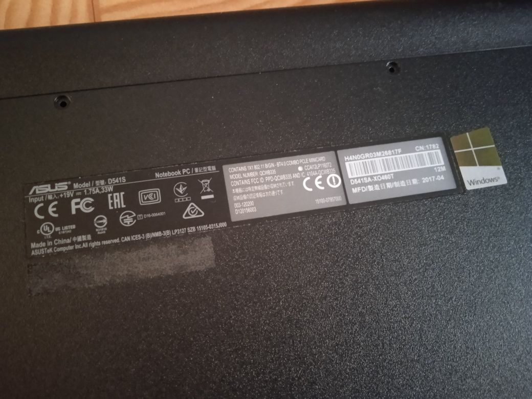 Computador portátil ASUS D541S