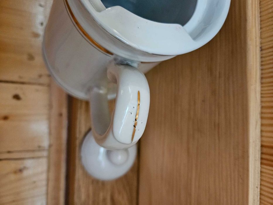 Stary Porcelanowy Dzbanek