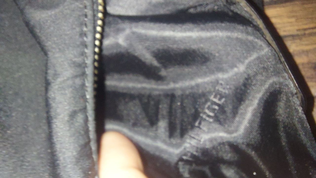 Sprzedam torebkę Hilfiger