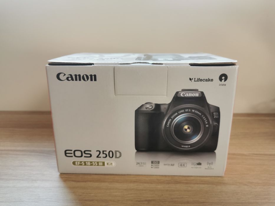 Canon EOS 250D 18-55mm