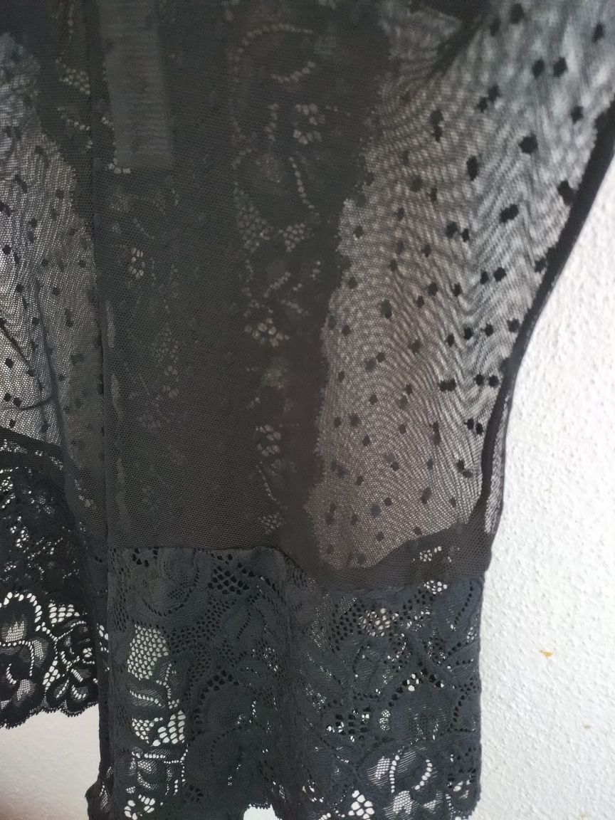 Body  em   renda
