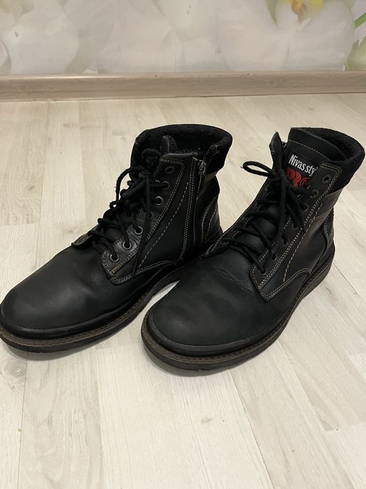 Шкіряні зимні ботінки