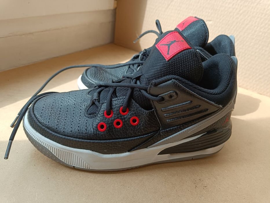 Buty Nike Jordan Max Aura 5, rozmiar 38,5