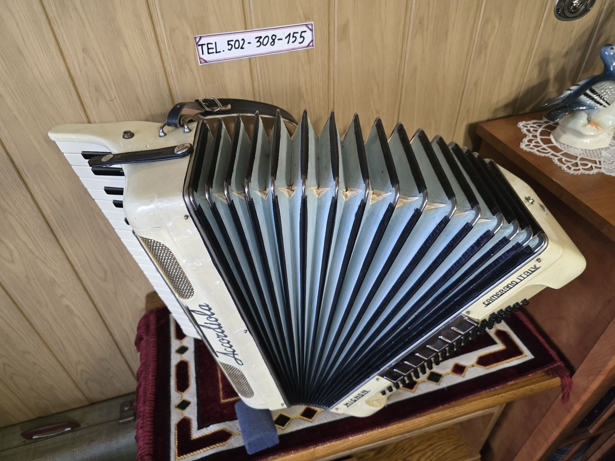 Akordeon Accordiola Camerano 80bas klawiatura 96bas trzy chóry