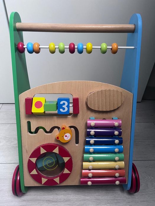 Chodzik jeździk zabawka