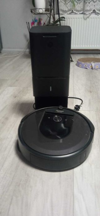 iRobot roomba i7+ uszkodzony