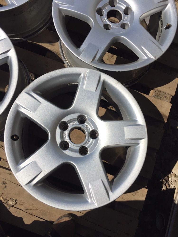 5-112r17 audi wv caddi golf диски шини колеса резина