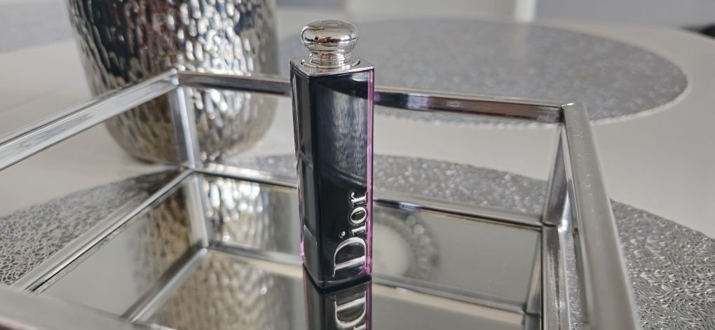 Pomadka Dior Addict Lacquer