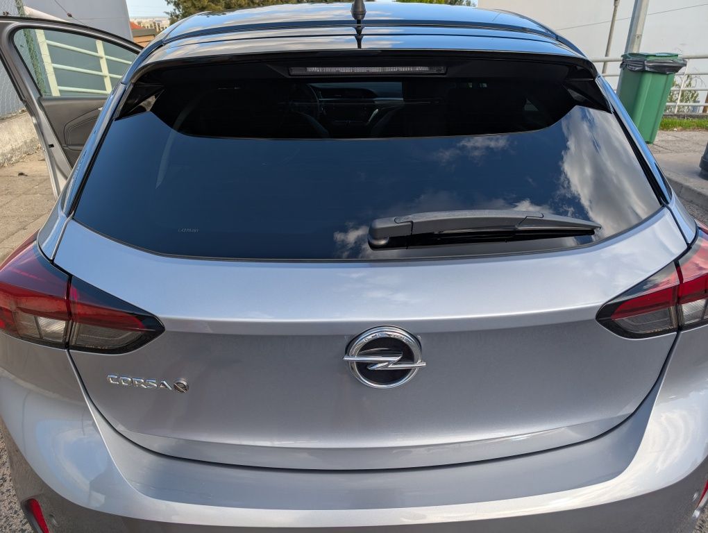 Chapeleira Opel Corsa 5 portas