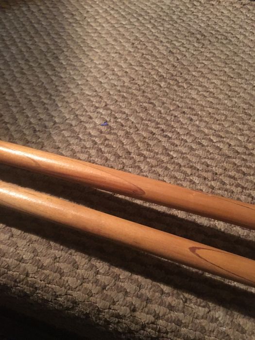 Більярний кий 2 шт. без використання