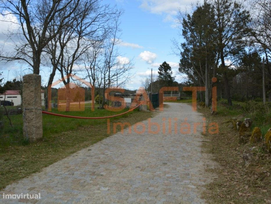 Lote de terreno para construção - Vila Garcia - Guarda