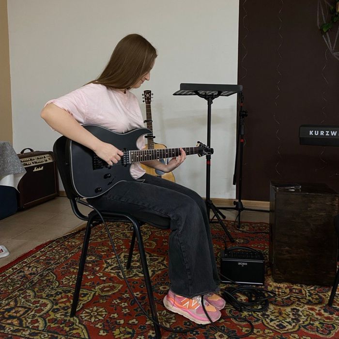 УРОКИ ГІТАРИ. Вчитель гітари. Репетитор. Гітара з нуля. Хмельницький