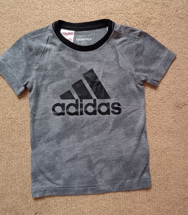 T-shirt Adidas 3-4anos