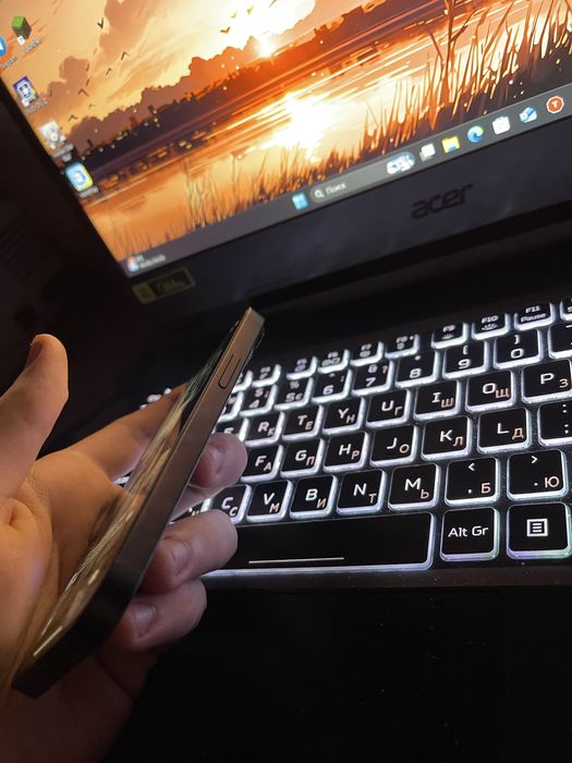 iPhone 13 mini • 128 ГБ • Отличное состояние • Полностью исправен