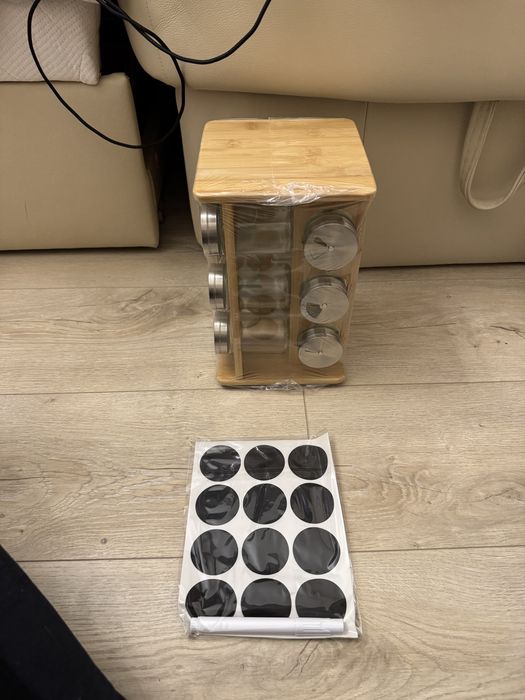 bambusowy obrotowy stojak na 12 przypraw