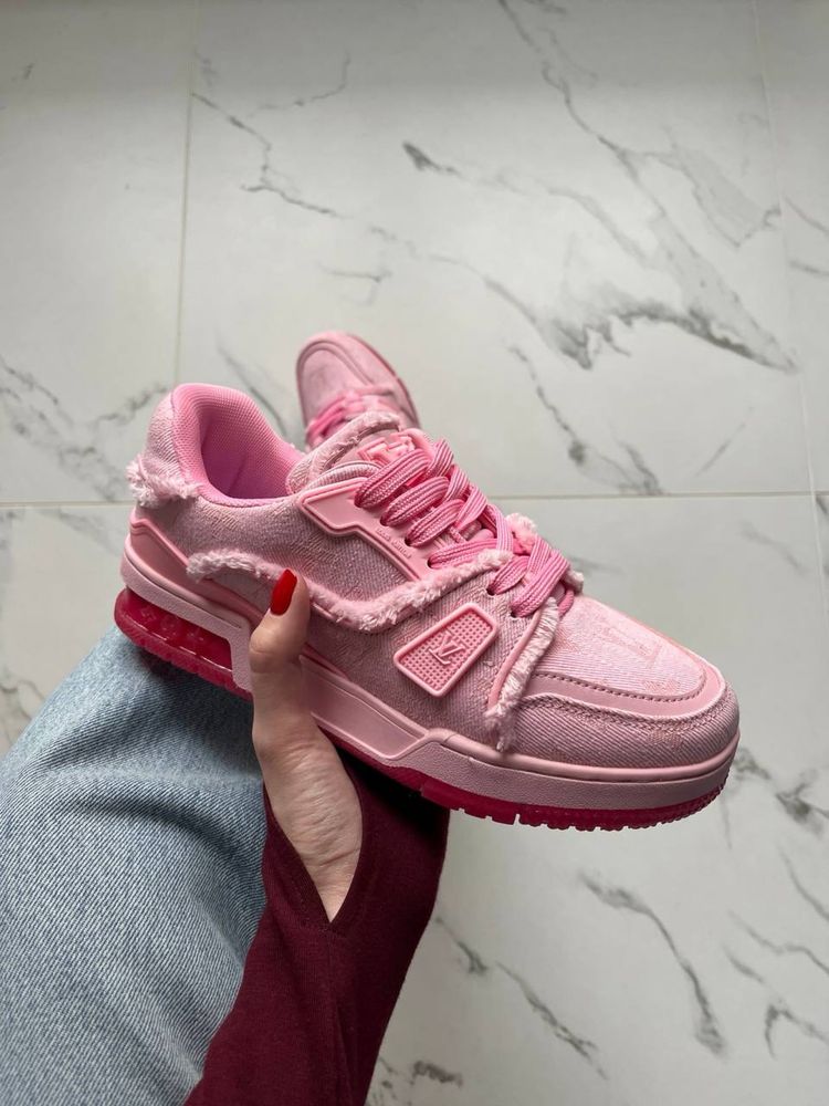 БЕЗ ПЕРЕДОПЛАТ‼️ Жіночі кросівки Louis Vuitton Trainer Triple Pink