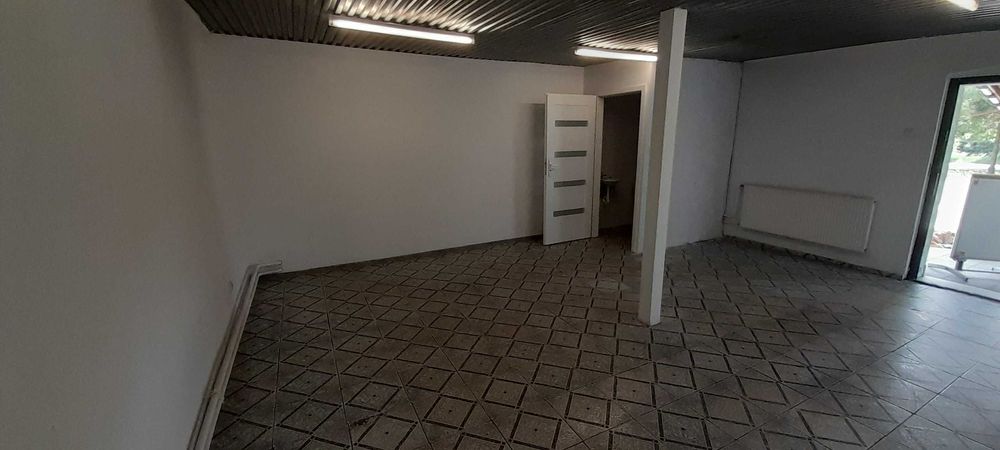 Pomieszczenie do wynajęcia - Trawniki - sklep biuro usługi