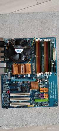 Płyta główna z procesorem i pamięcią DDR3