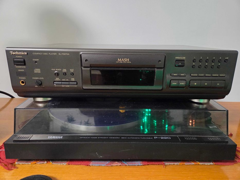 Technics SL-PS670A CD player