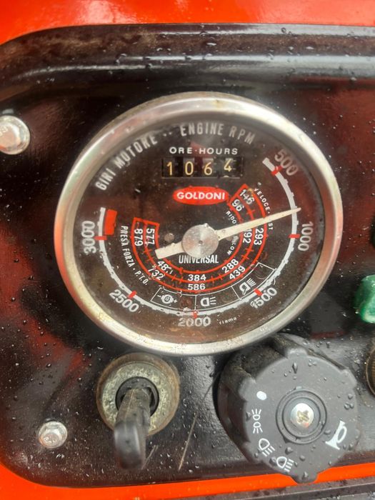 Trator Goldoni 35 cv