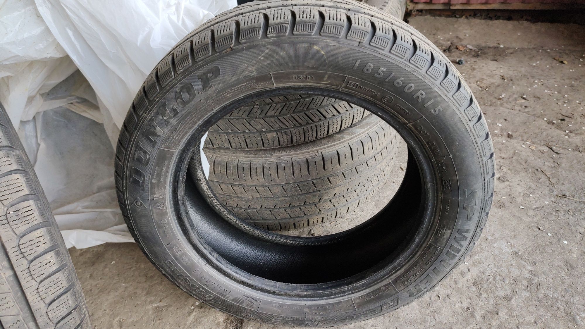 DUNLOP SP WINTER response 185/60 R15