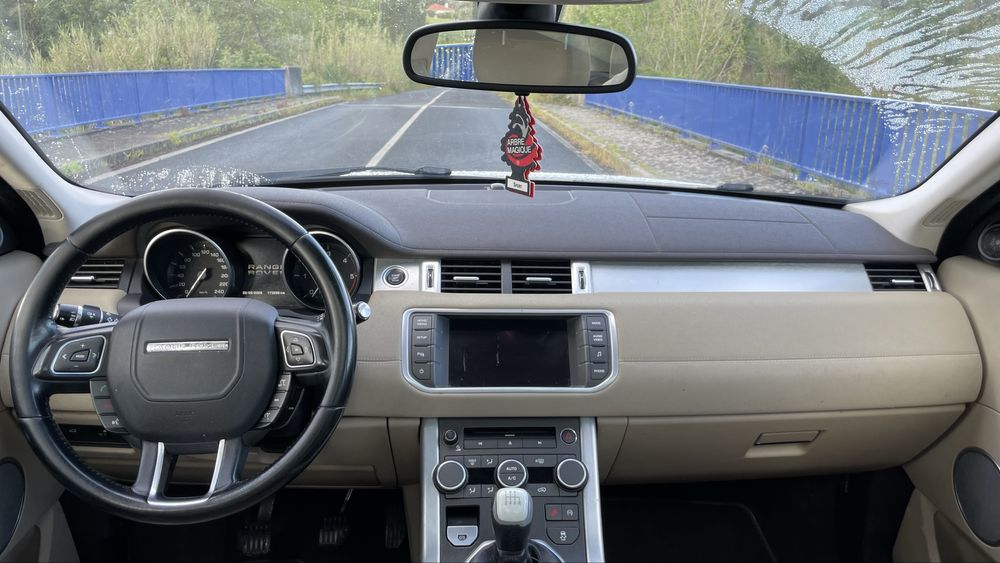Range Rover Evoque 2.2 D Aceito Retoma