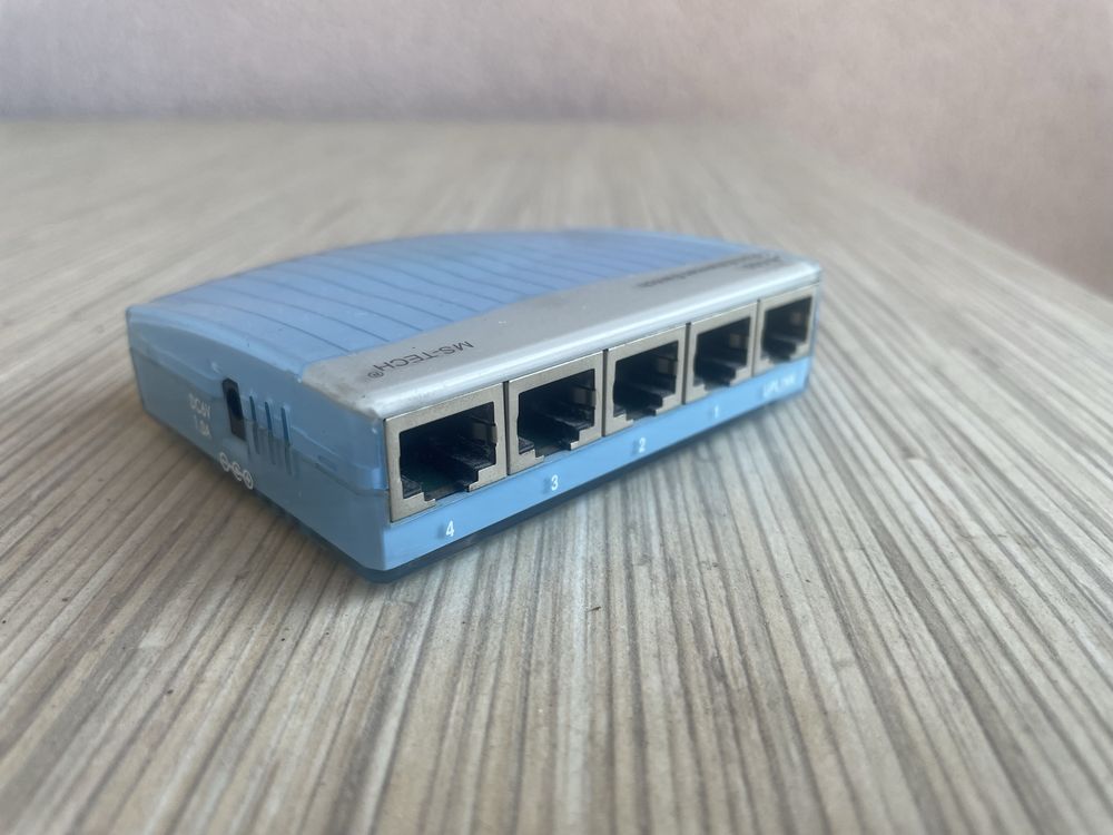 5-portowy przełącznik Ethernet MS-TECH LH-550.