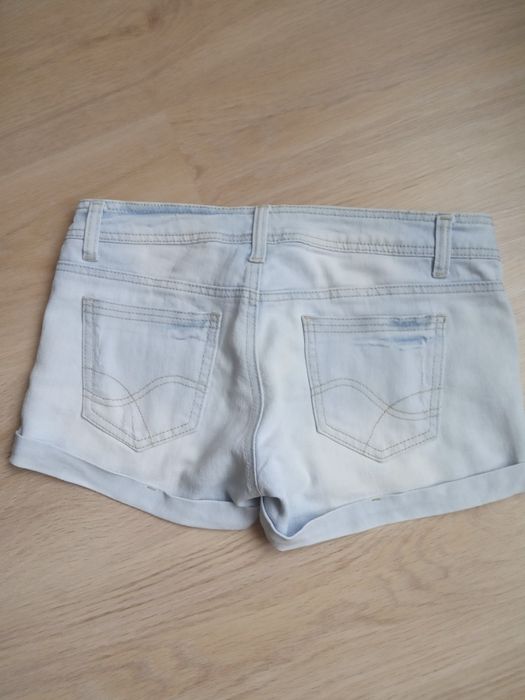 Jeansowe szorty krótkie spodenki Terranova, r.S