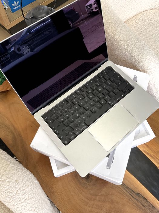 Ноутбук Apple MacBook Pro 14" M1 Pro 16/1TB Silver (MKGT3) 2021