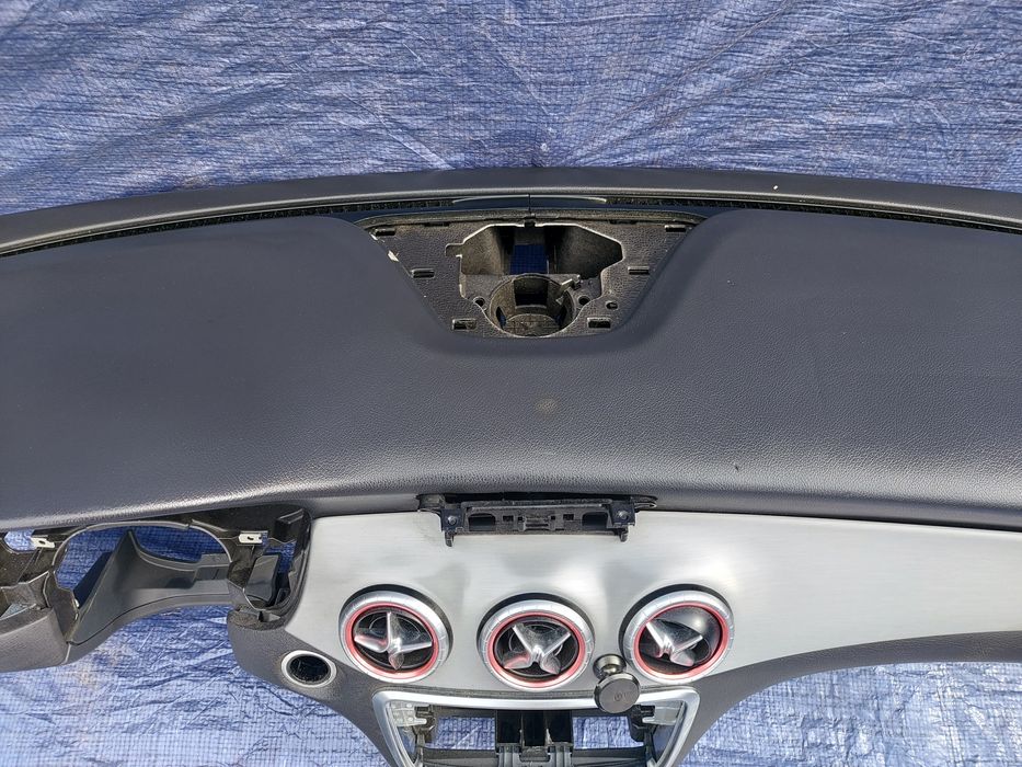 Mercedes CLA W117 Konsola Deska Airbag Pasy Opolskie Części