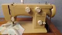 Швейная машинка с электроприводом Чайка 142М