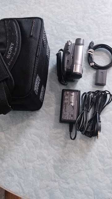 Цифрова відеокамера SONY DCR- HC23 у відмінному стані.