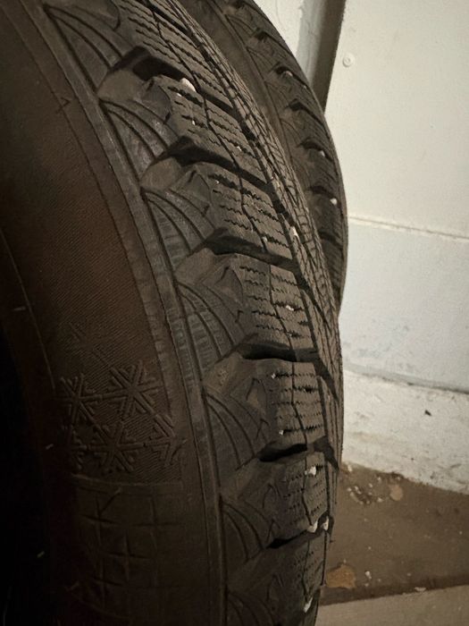 Зимова гума Nexen R16