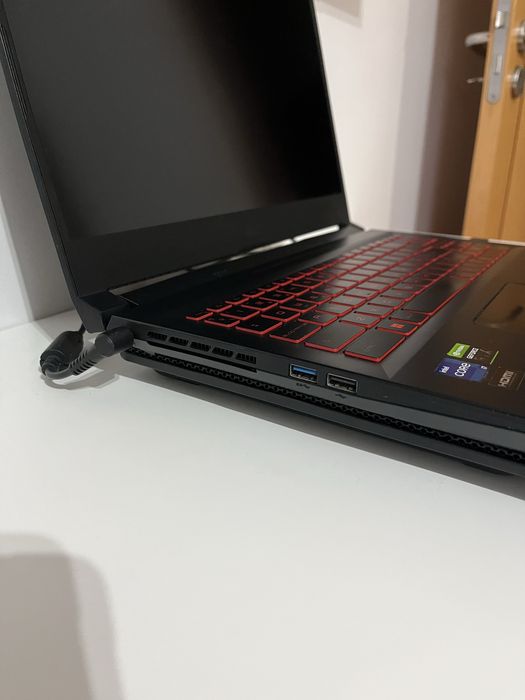 Portátil Gamer MSI Katana GF66