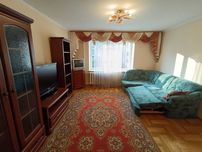 Продаж 4кім. квартири по вул. Виговського