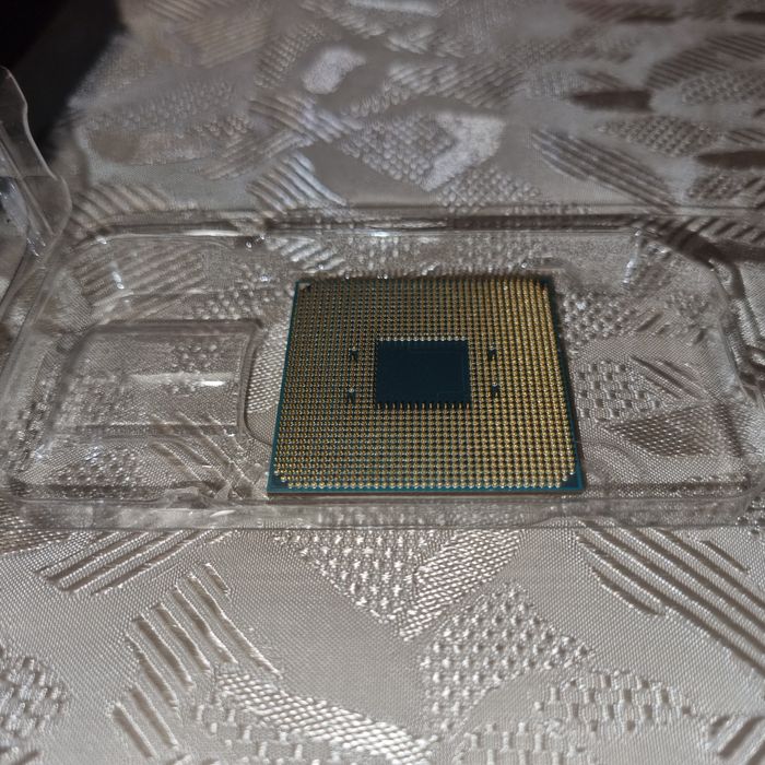 Procesor AMD ryzen 5 2400g