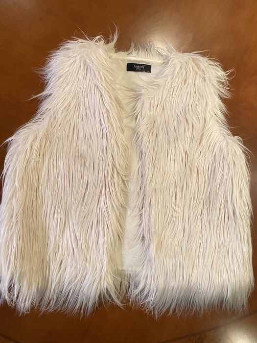 Безрукавка, жилетка жіноча зі штучного хутра