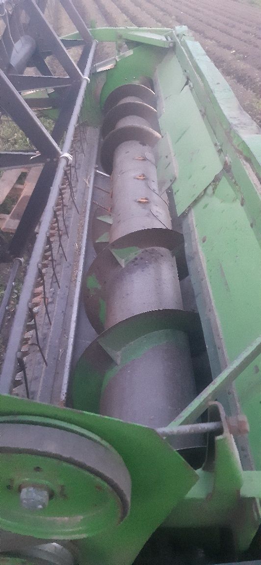 Kомбайн ДЖОН ДІР 1065