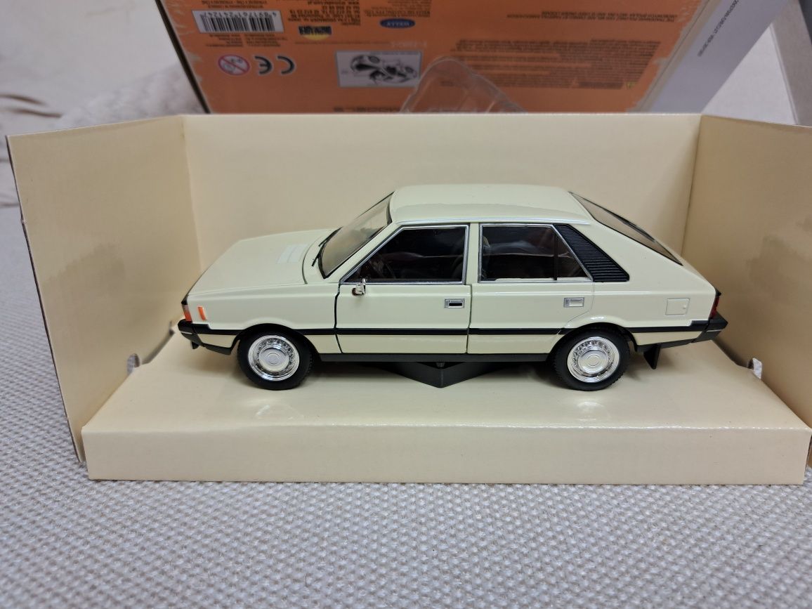 Fso polonez 1:24 kultowe auta samochody prl model jak hachette skala